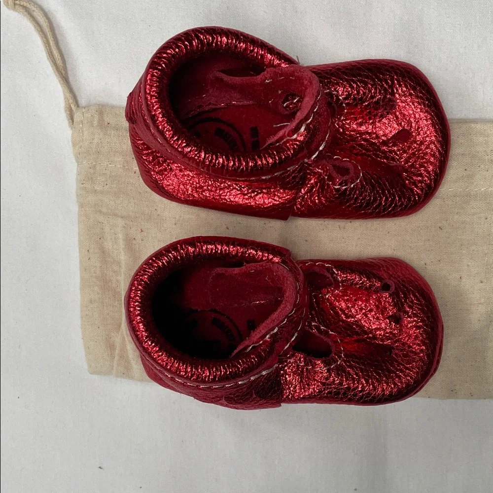 Freshly Picked Mary Jane Metallic Ruby Red Kids Moccasins Size 3